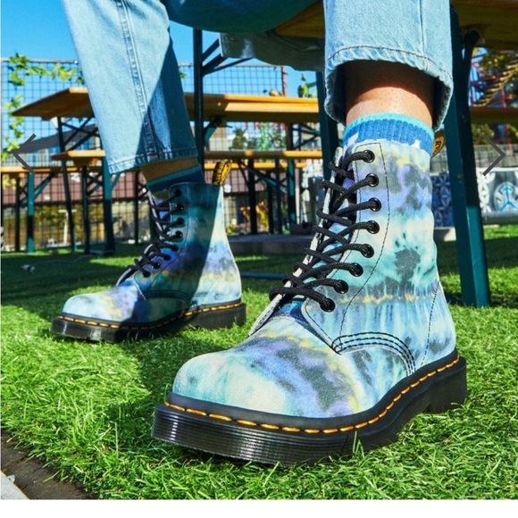SALE Dr Martens Pascal Blue Tie Dye Suede Boots New - Picture 4 of 15